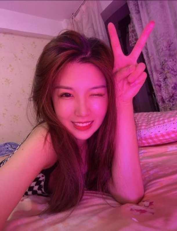 市中区颜值系美女粉嫩水多，全程主动态度好